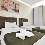 Hotell 18 Center Tirana
