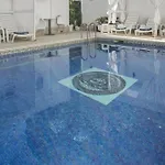 18 Center Hotell 4*
