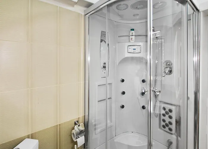 Hotel 18 Center Tirana